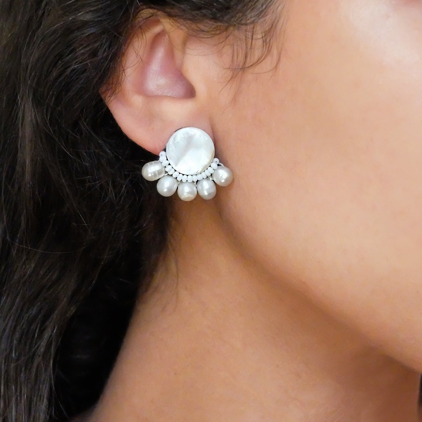 Aphrodite Pearl Earrings