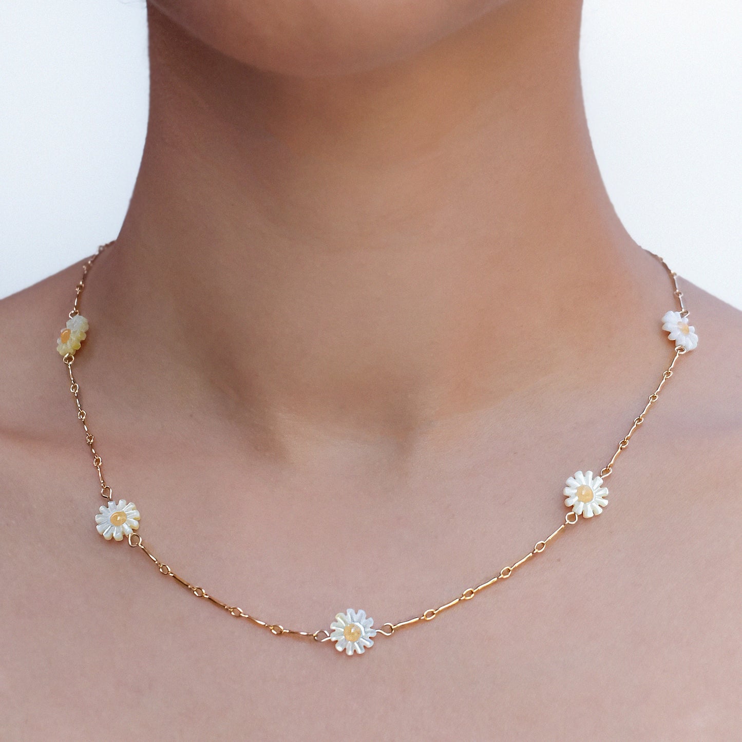 Daisy Necklace