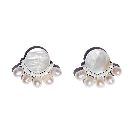 Aphrodite Pearl Earrings